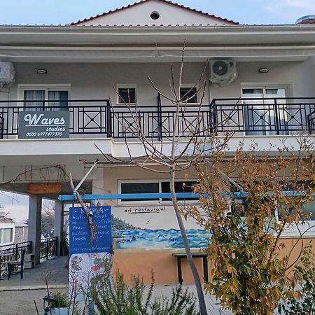 Waves Studios Chrysi Ammoudia Exterior photo